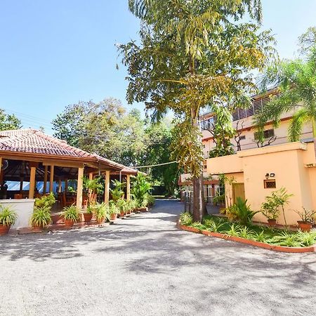 Anon Rest Hotel Dambulla Exterior foto