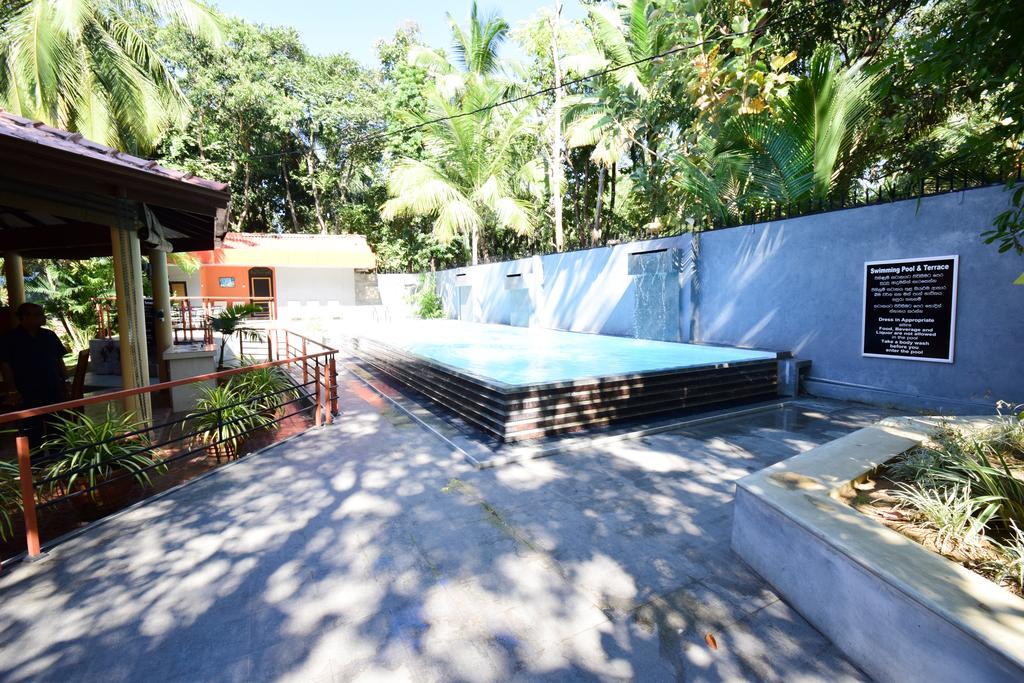 Anon Rest Hotel Dambulla Exterior foto