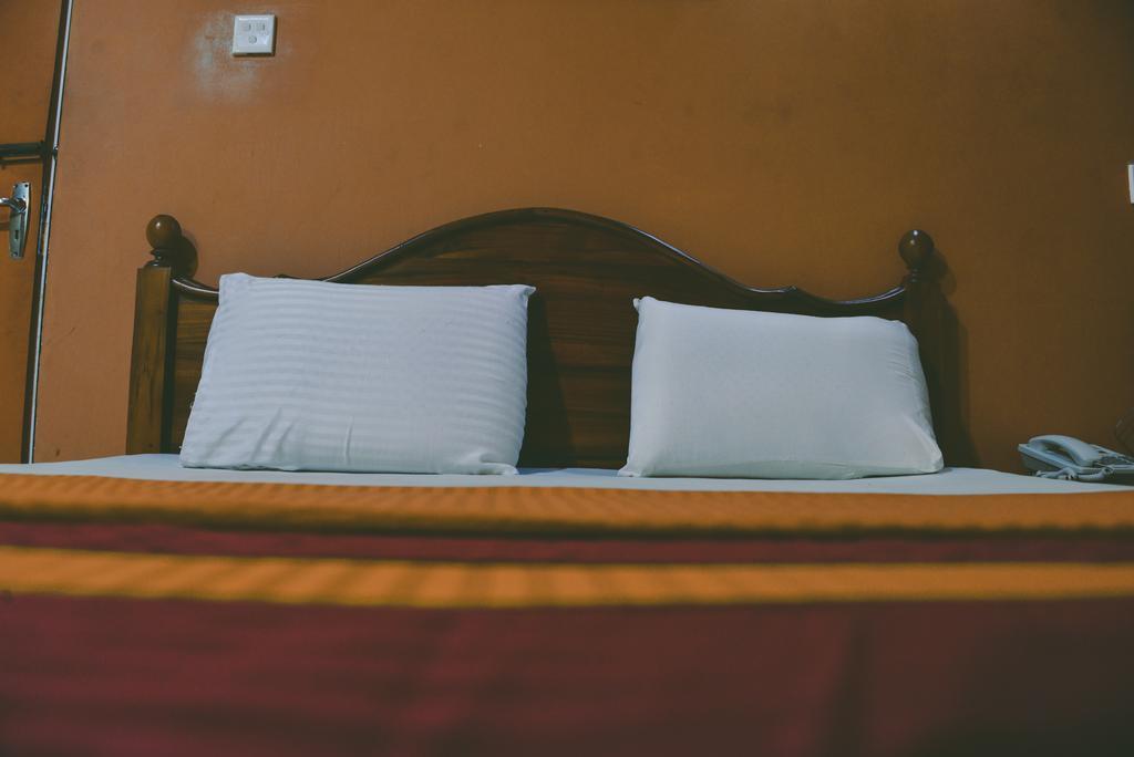 Anon Rest Hotel Dambulla Exterior foto
