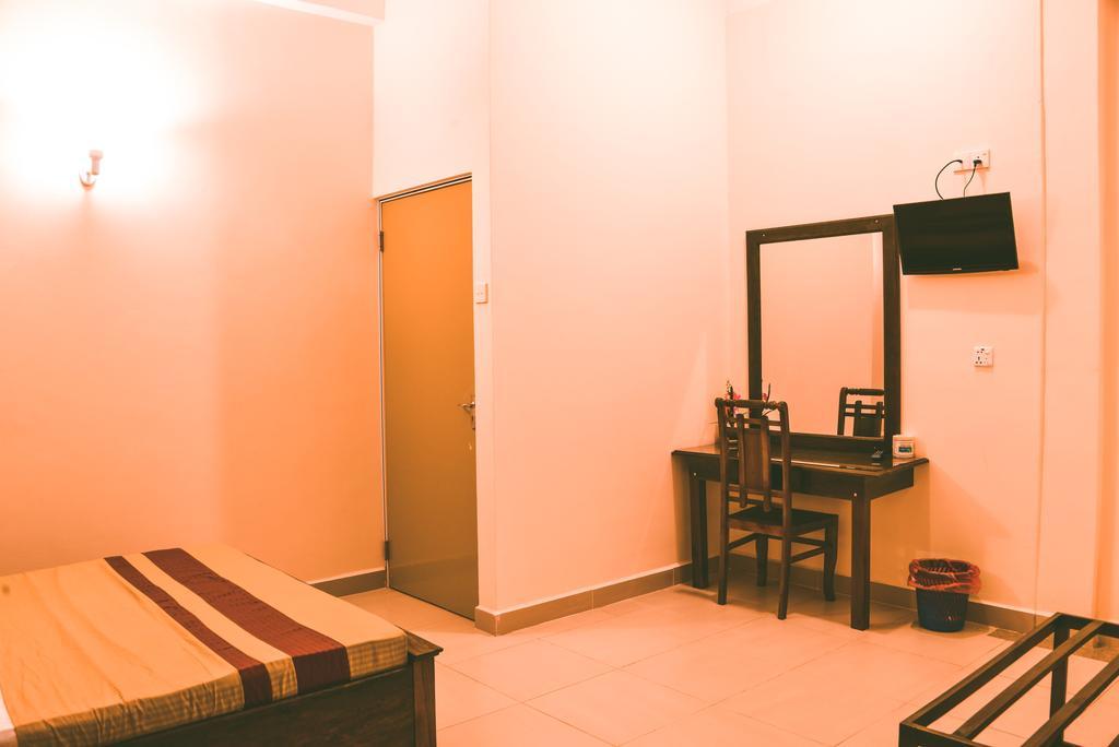 Anon Rest Hotel Dambulla Exterior foto