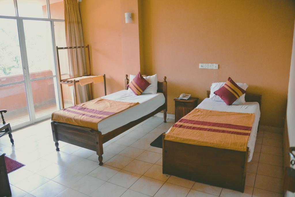 Anon Rest Hotel Dambulla Exterior foto