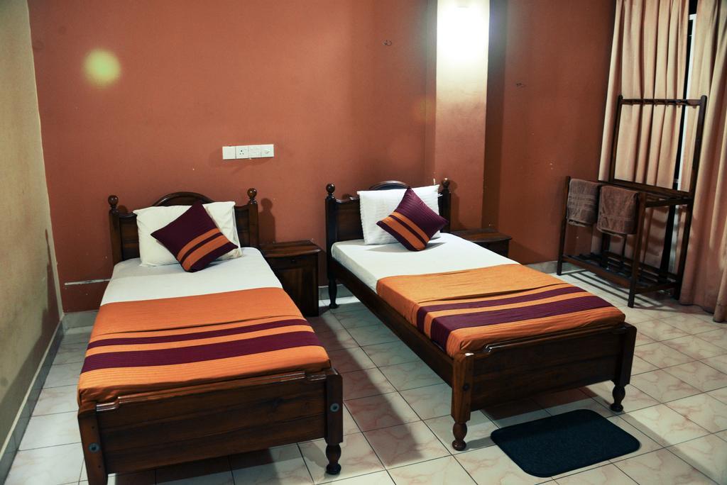 Anon Rest Hotel Dambulla Exterior foto