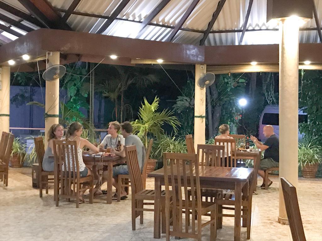 Anon Rest Hotel Dambulla Exterior foto